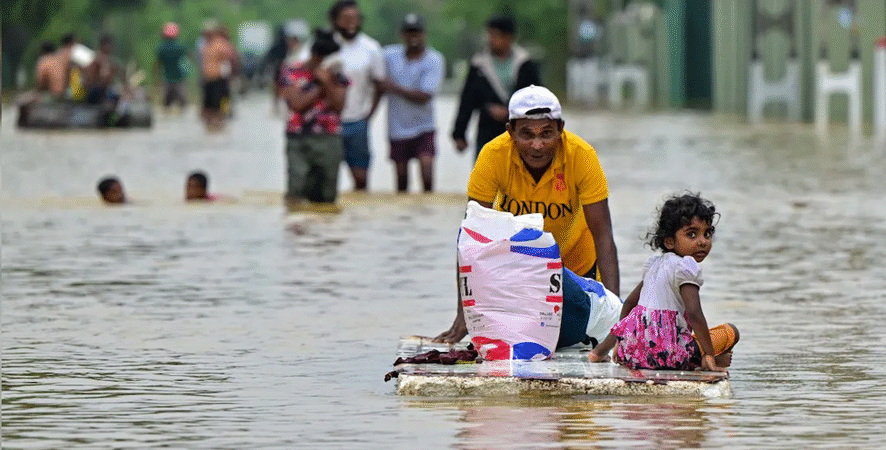இலங்கை சீரற்ற காலநிலை: 300ஐ கடந்தன உயிரிழப்புகள்!